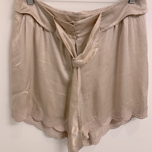 See by Chloe Dusty Pink Silk Shorts - Picture 1 of 6